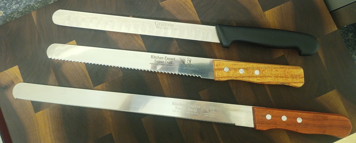 14 INCH SERRATED KNIFE.jpg