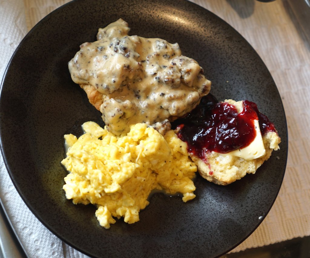 Bisc&gravy2.jpg