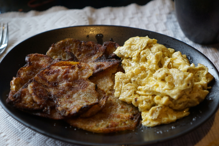 egg&greenTomato.jpg