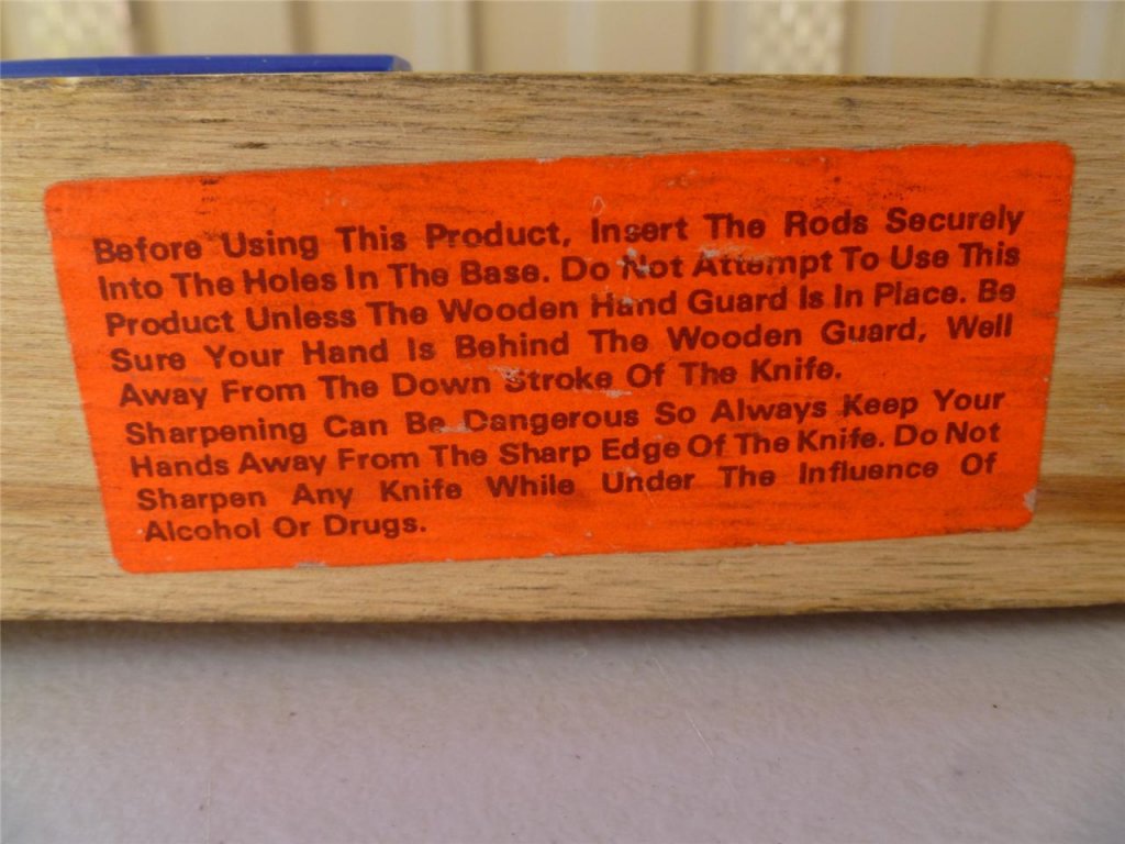 KnifeSharpenerWarning.jpg