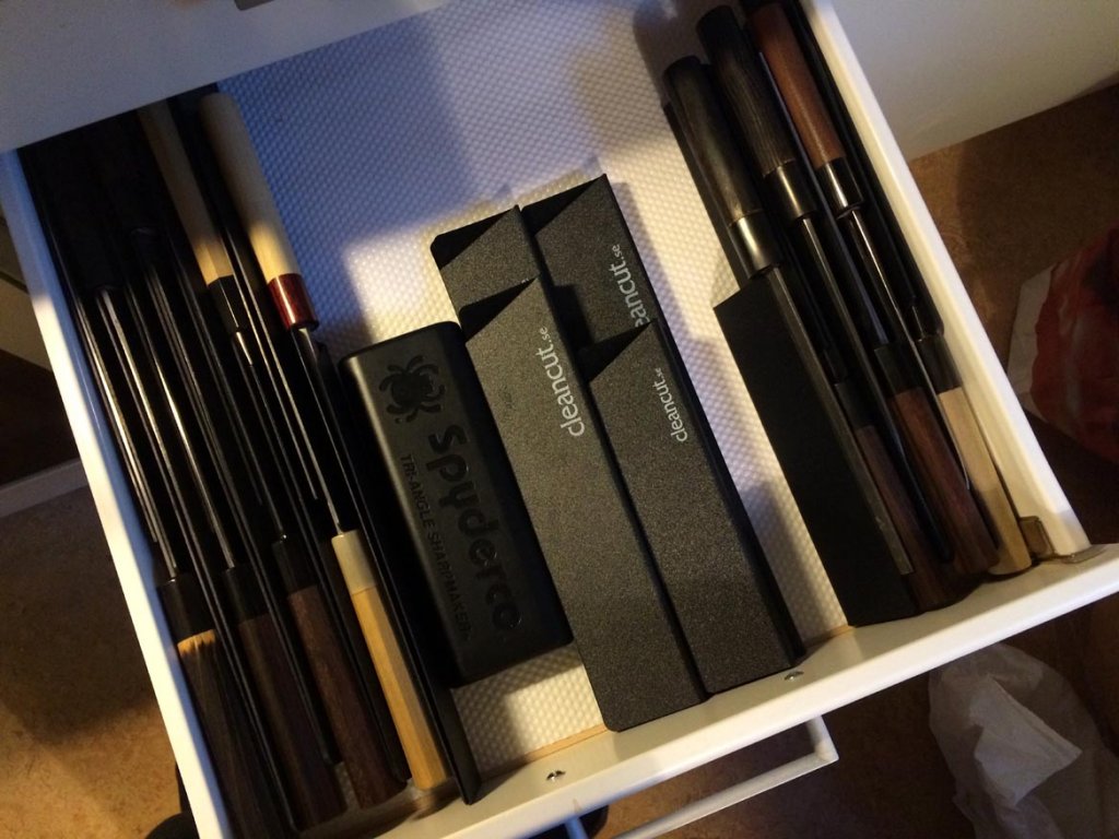 Simple_Drawer_Storage.jpg