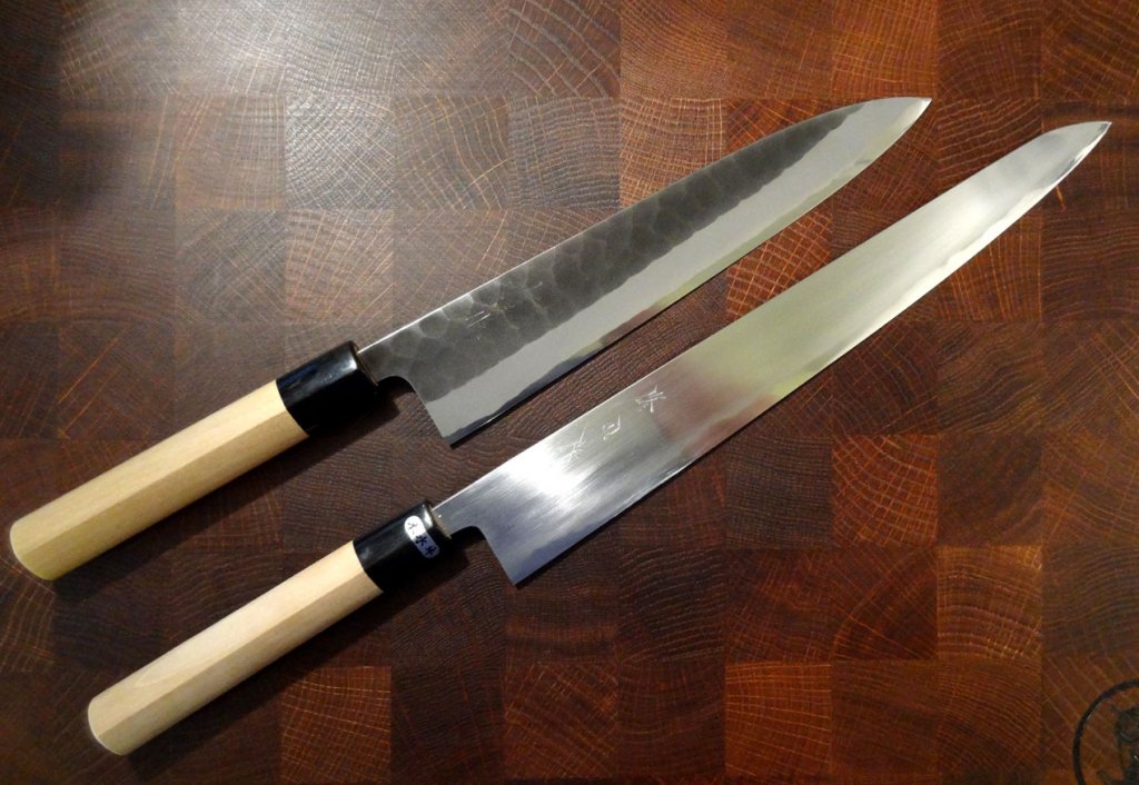 Yoshikane_Gyuto_240_Toyama_Noborikoi_Sujihiki_300_01.jpg